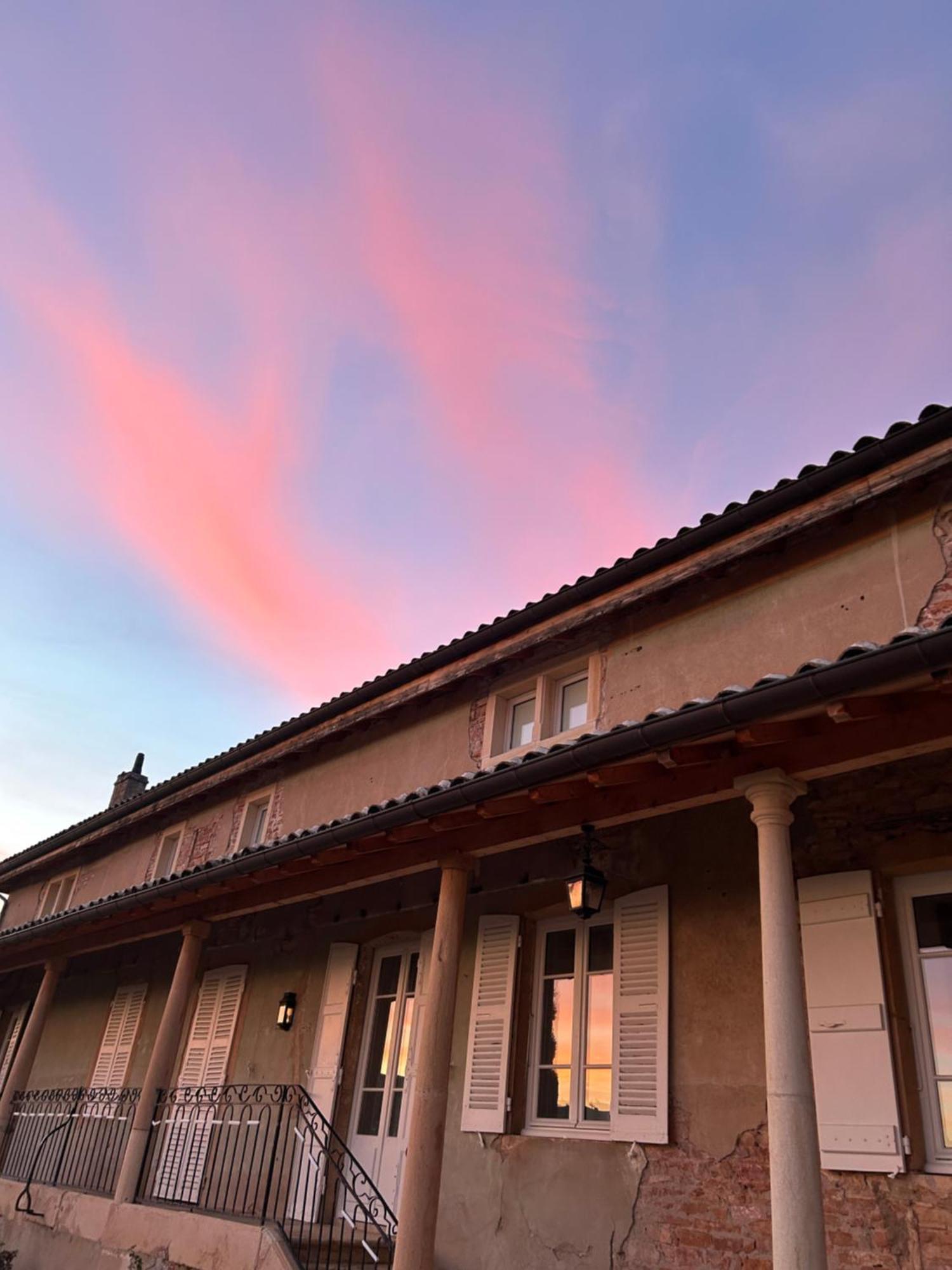Chambres D'Hotes Vers La Croix Leynes Екстер'єр фото